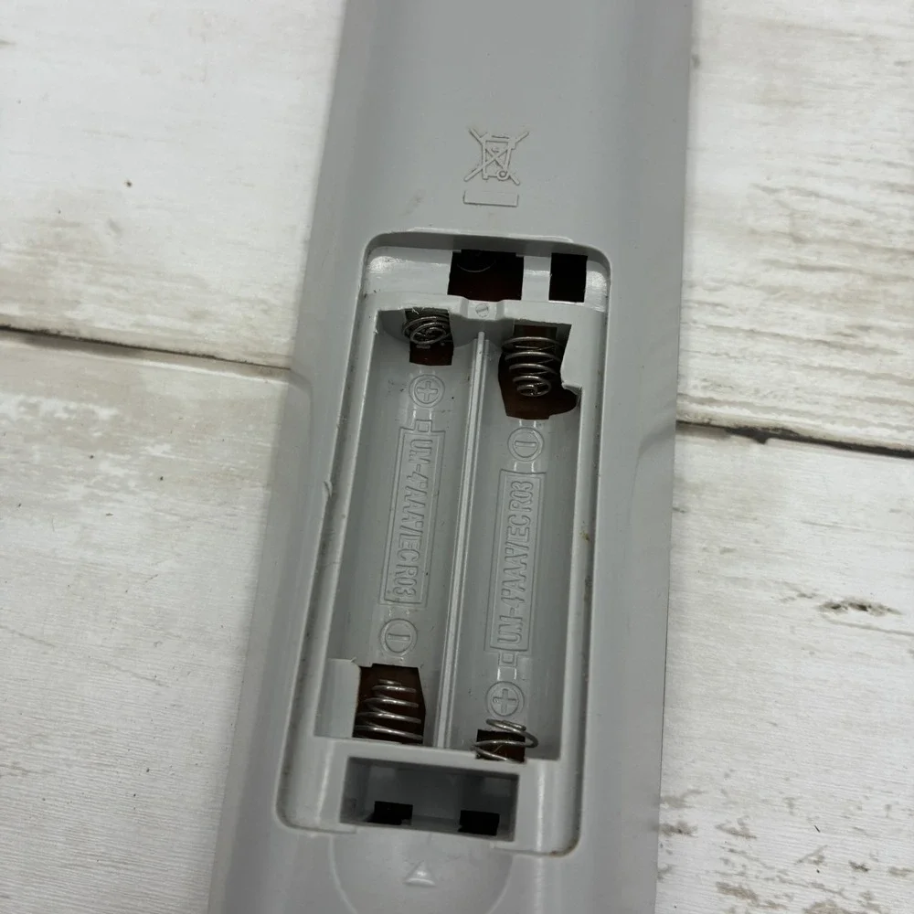 Samsung 00061J Universal Remote Control for TV DVD VCR Player - Tested & Working